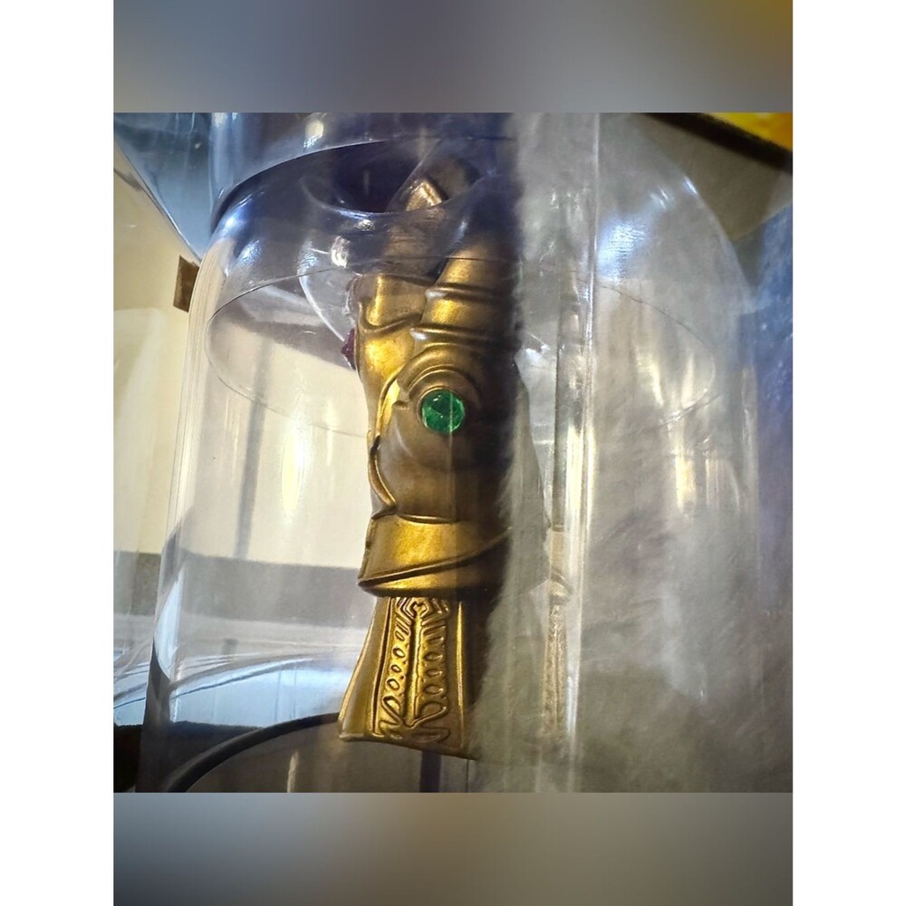 Funko Avengers Infinity War Gauntlet Vinyl Collectible Hot Topic Exclusive - Picture 2 of 12